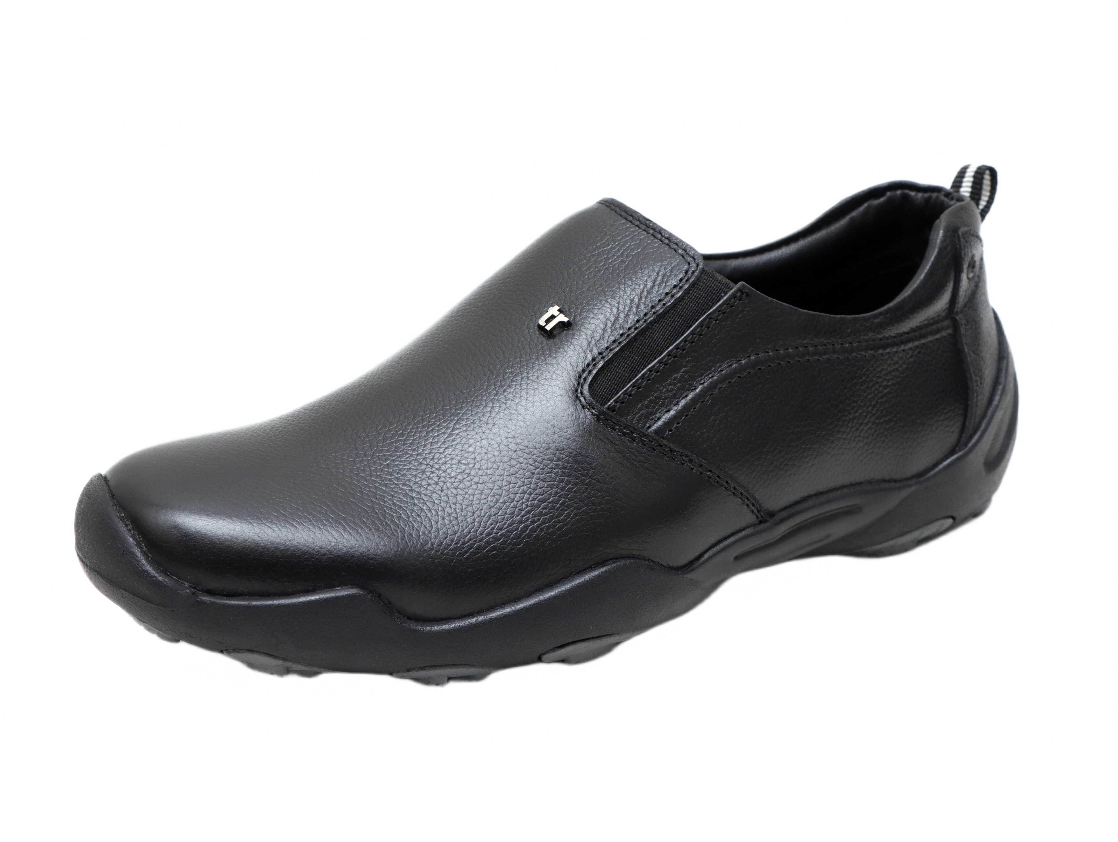 Trotter 3690 Black Slip-ons all day casuals