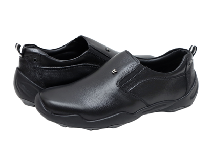 Trotter 3690 Black Slip-ons all day casuals