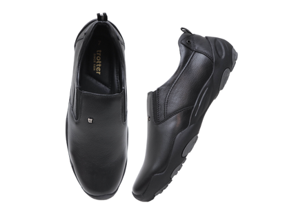 Trotter 3690 Black Slip-ons all day casuals
