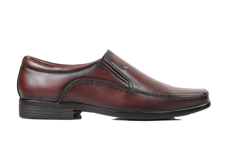 Trotter 3203 Moccasins Cherry